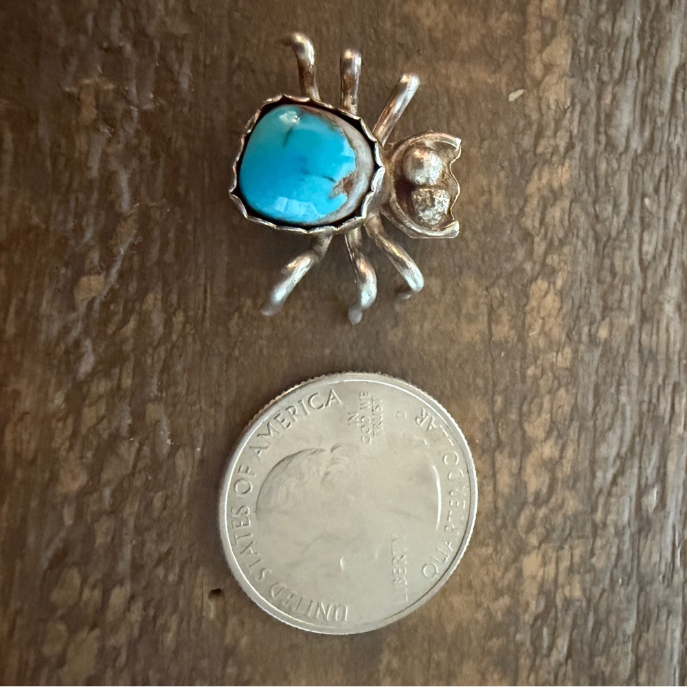 Vintage Native Navajo Sterling Silver Turquoise Spider Bug Brooch Pin - Picture 5 of 9